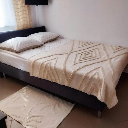 Pokoje Na Zlotych Wydmach Dzwirzyno Ngoại thất bức ảnh
