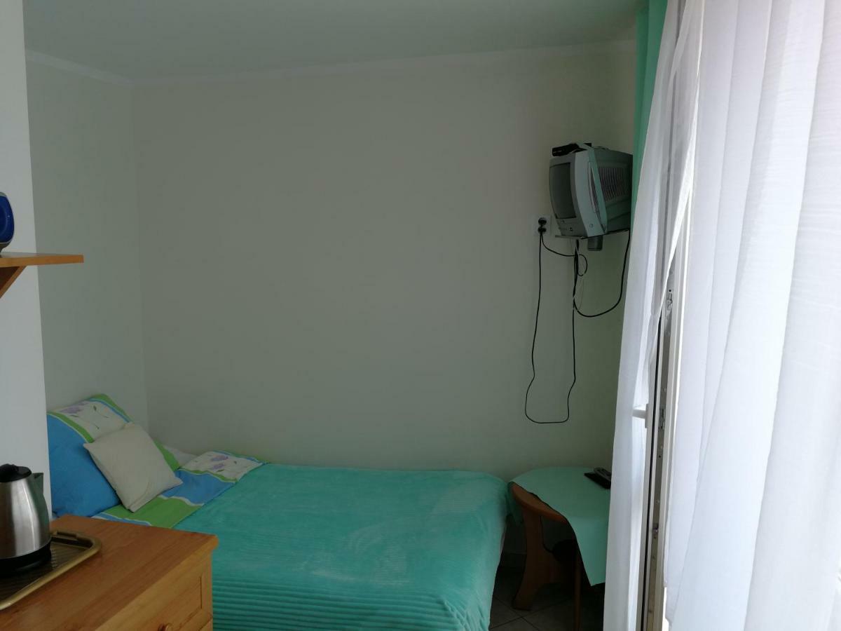 Pokoje Na Zlotych Wydmach Dzwirzyno Ngoại thất bức ảnh